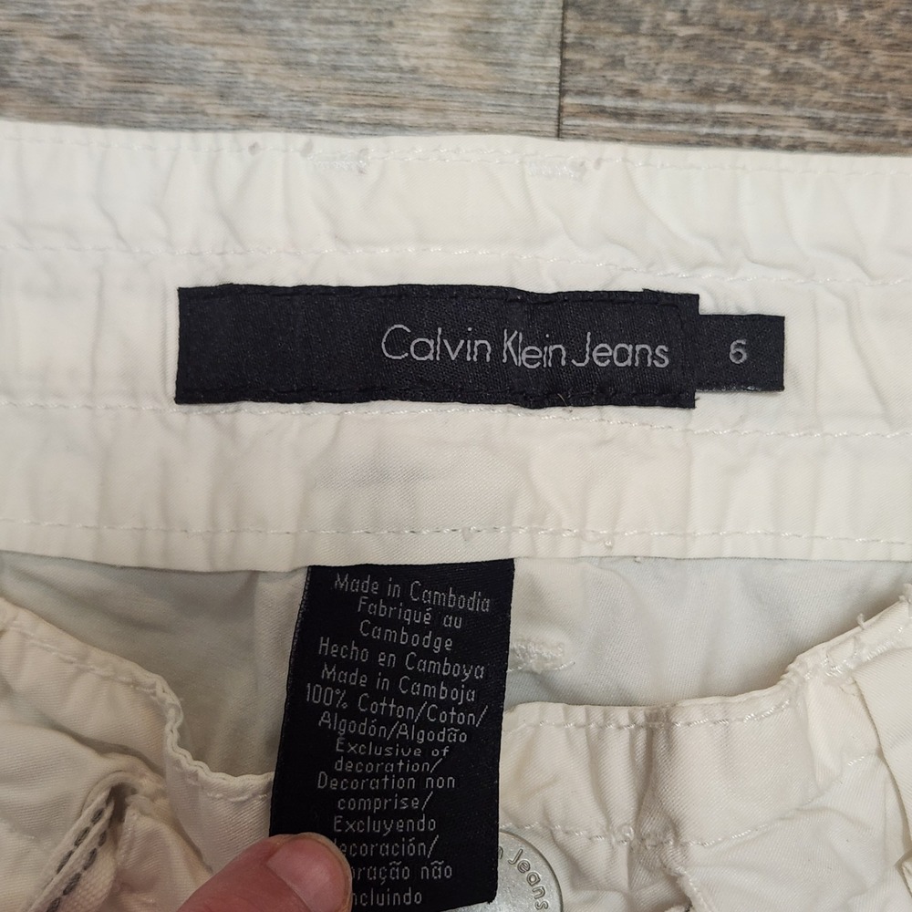 Calvin Klein Jeans Womens White Cotton Cargo Capri Cropped Pants Size 6 - Picture 4 of 9